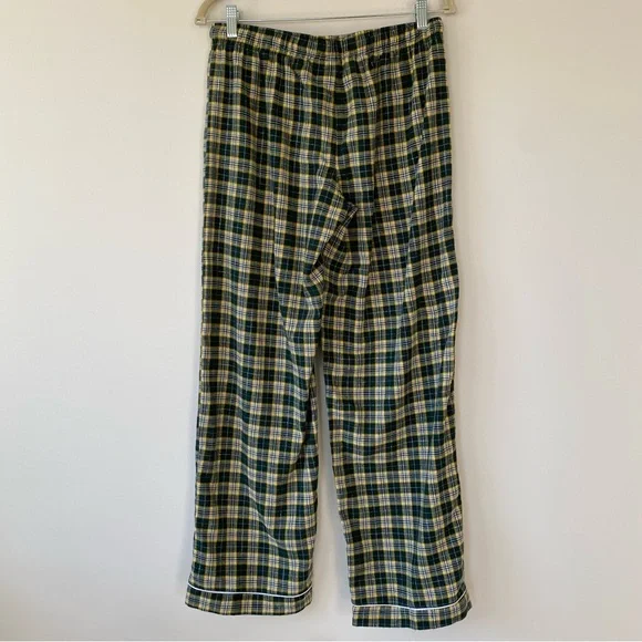 Like NEW NFL Green Bay Packers Plaid Flannel Pajama Set - Button Down Top & Pant